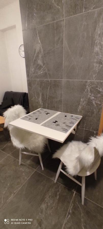 Apartman Malina Fužine Eksteriør bilde